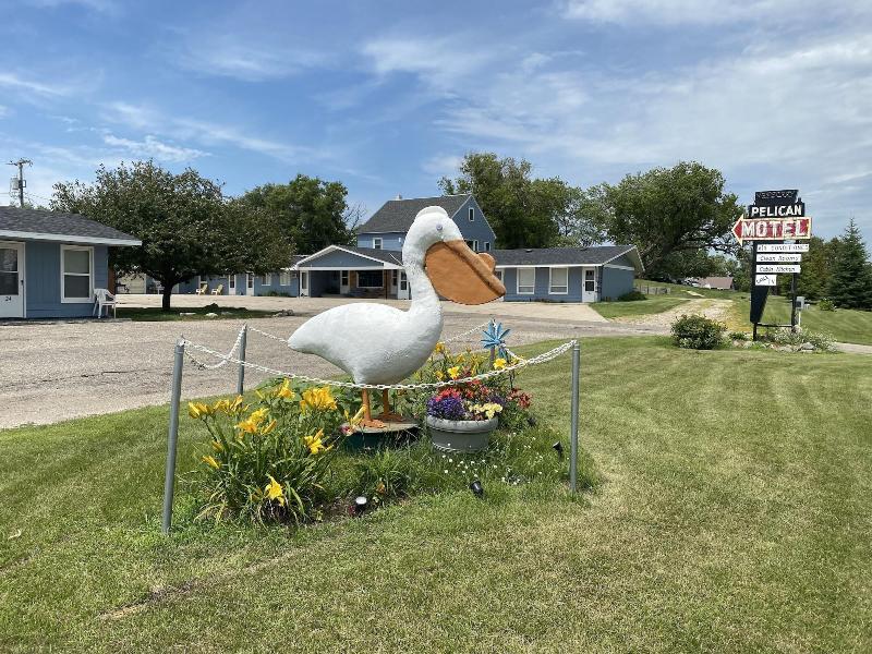 Pelican Motel image
