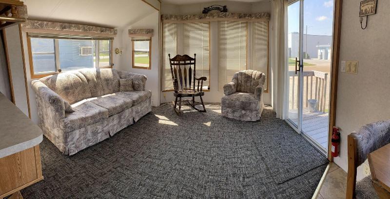 Pelican Motel image