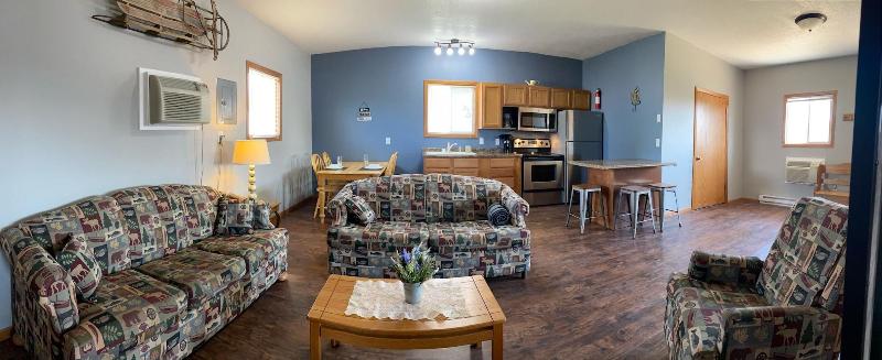 Pelican Motel image