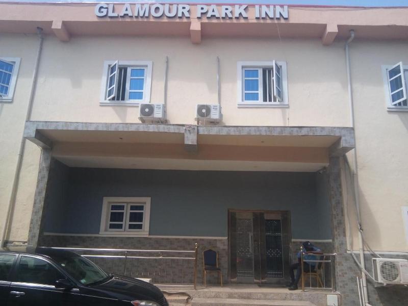 Glamour Park Hotel Suites image