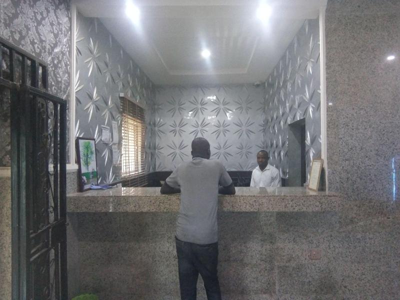 Glamour Park Hotel Suites image