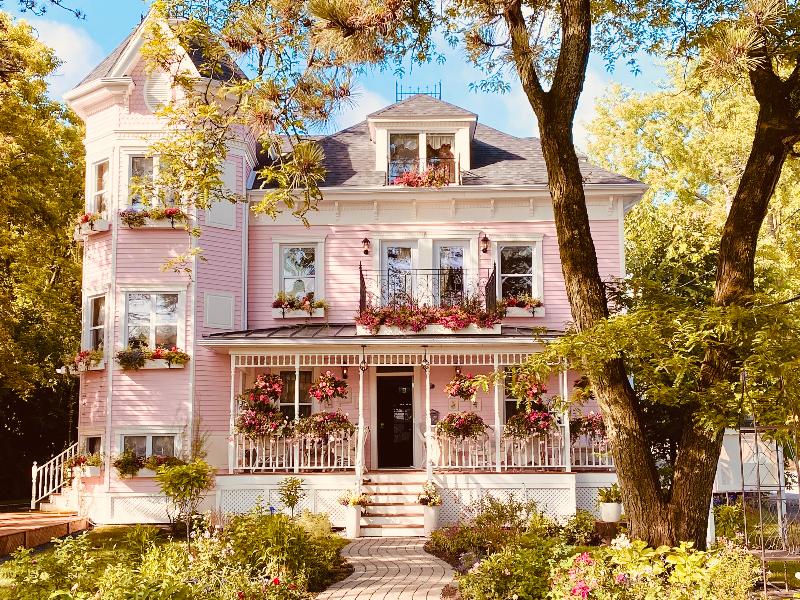 Maison Rose