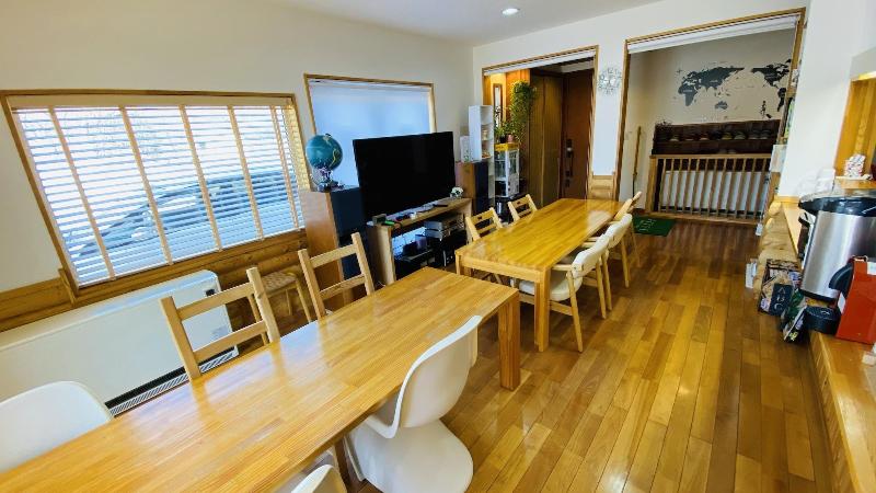 2nd House — photo 3