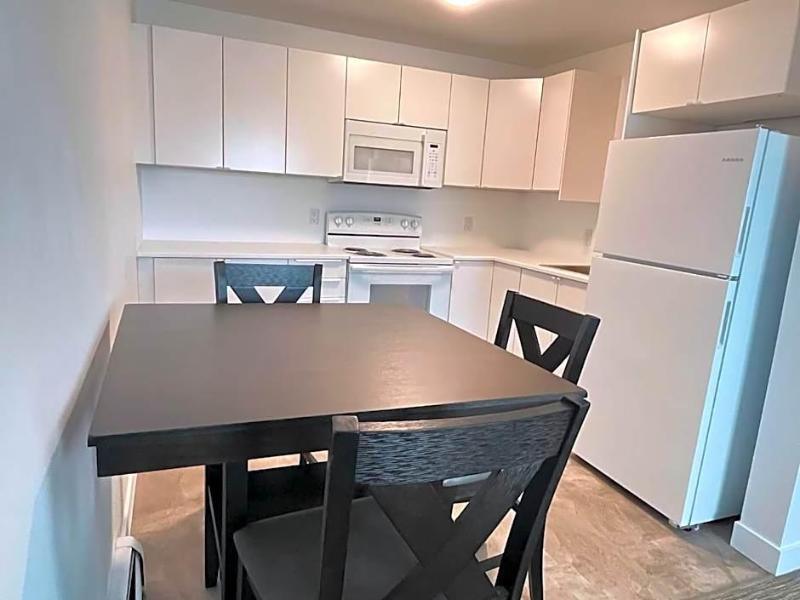 Anavada Inn Suites Spruceland image