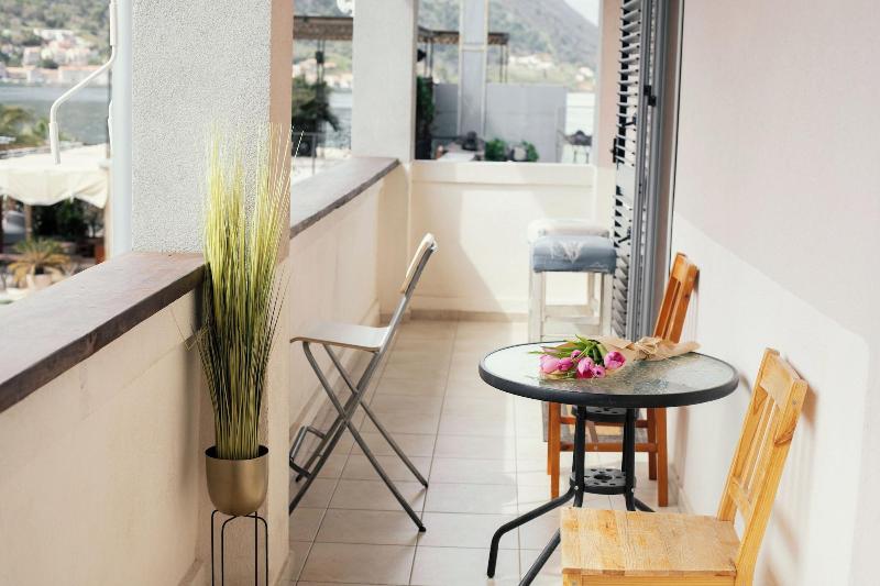 Guesthouse Step image