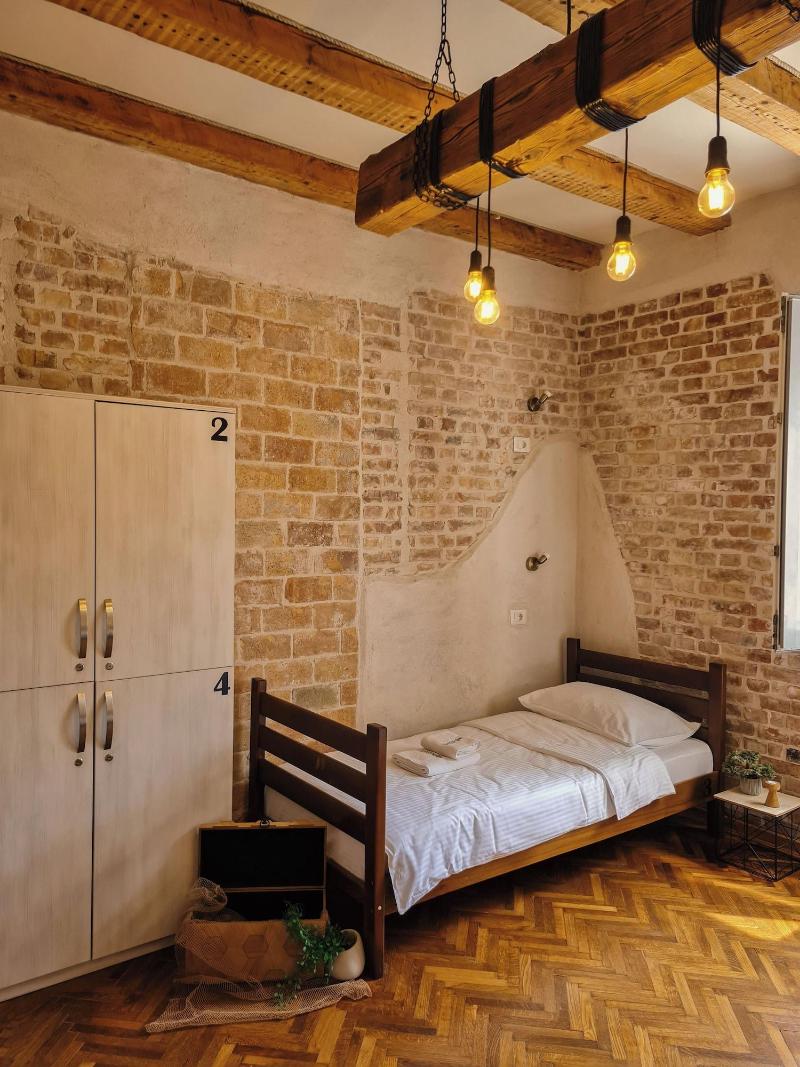 Guesthouse Step image