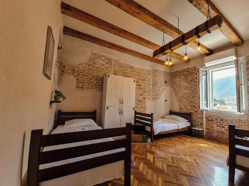 Guesthouse Step image