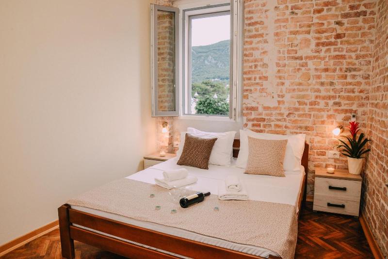Guesthouse Step image