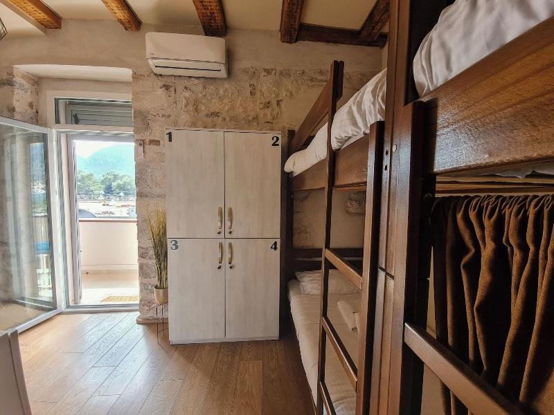 Guesthouse Step image