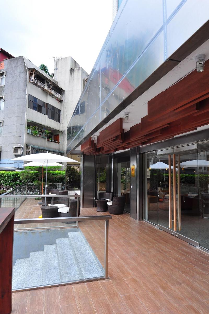 Hotel 20 Alley — exterior view
