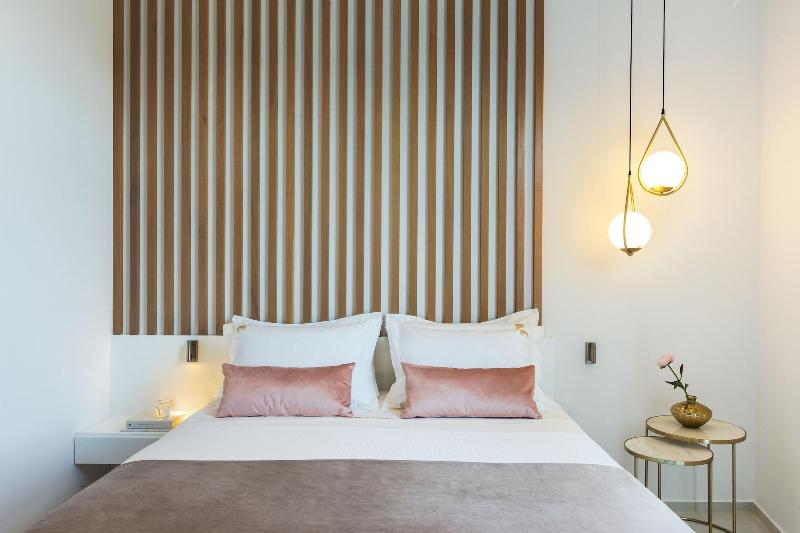 Mirabile Luxury Suites image