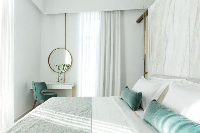 Mirabile Luxury Suites image