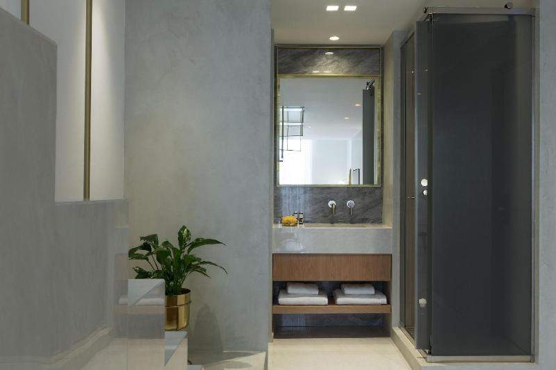 Mirabile Luxury Suites image