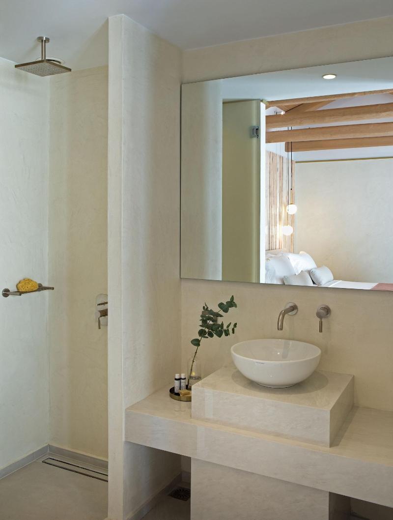 Mirabile Luxury Suites image