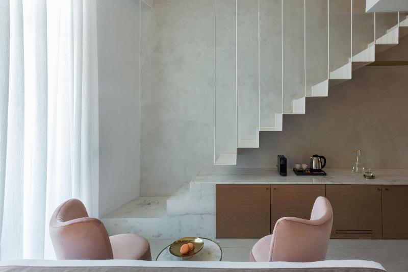 Mirabile Luxury Suites image
