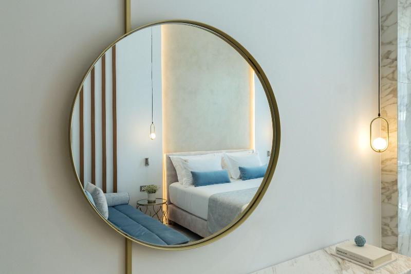 Mirabile Luxury Suites image