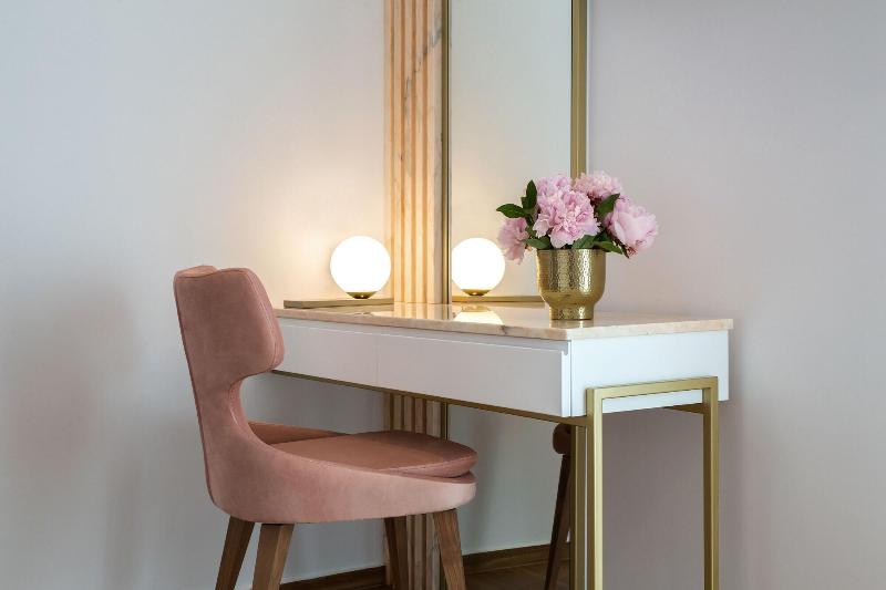 Mirabile Luxury Suites image