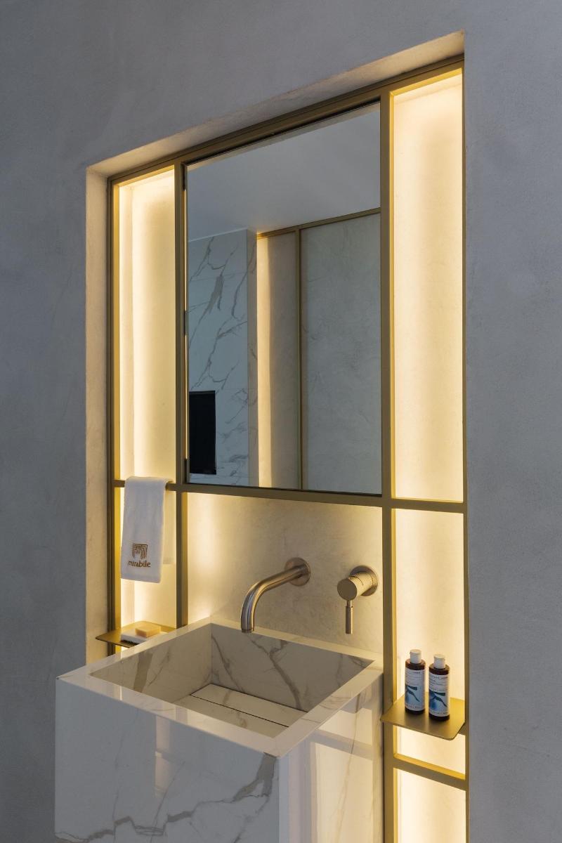 Mirabile Luxury Suites image