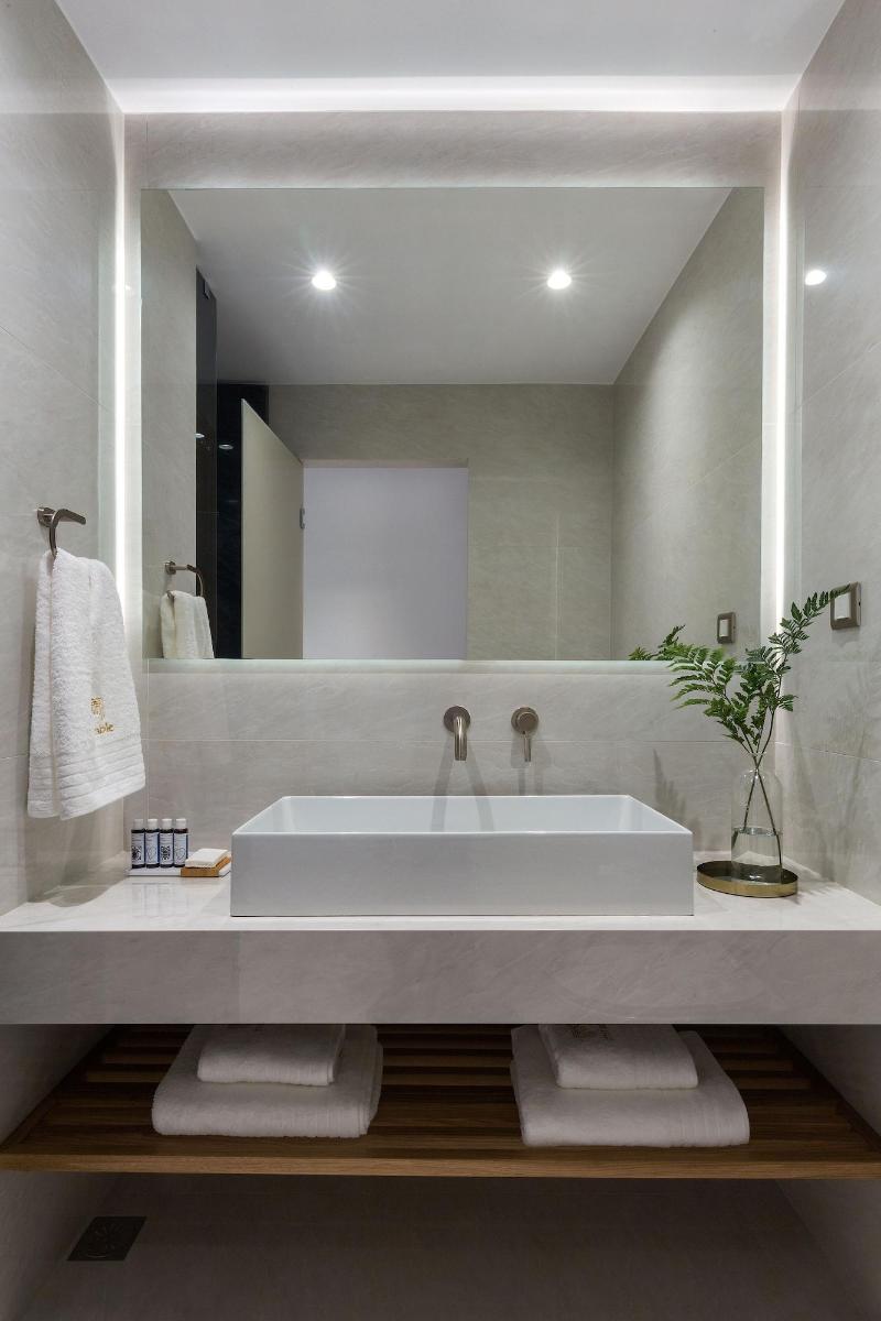 Mirabile Luxury Suites image
