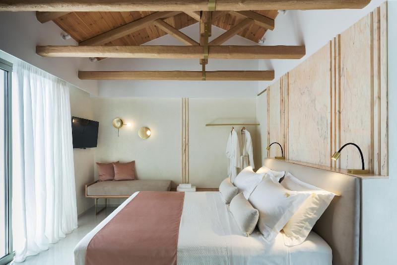 Mirabile Luxury Suites image