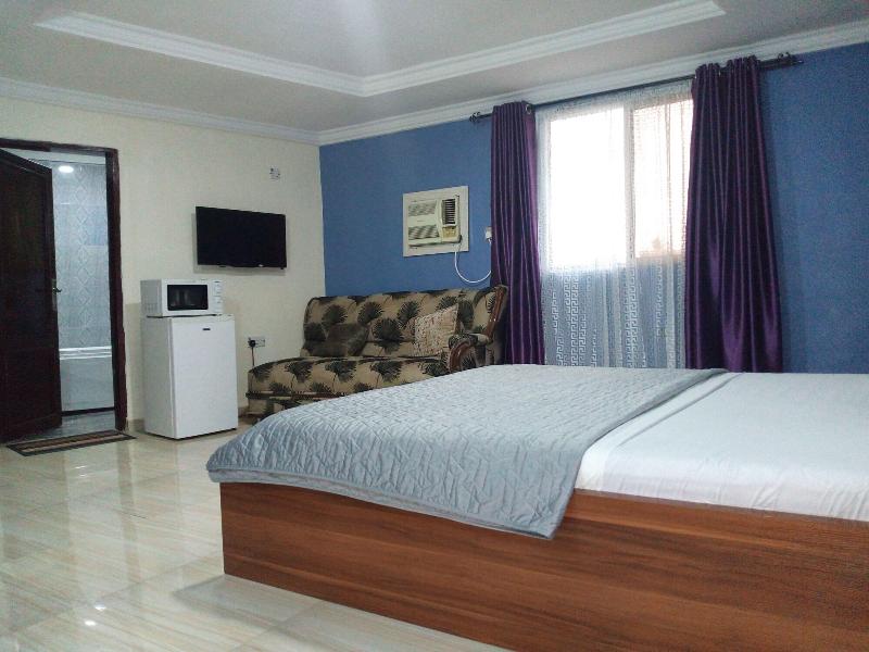 Murray S Suites