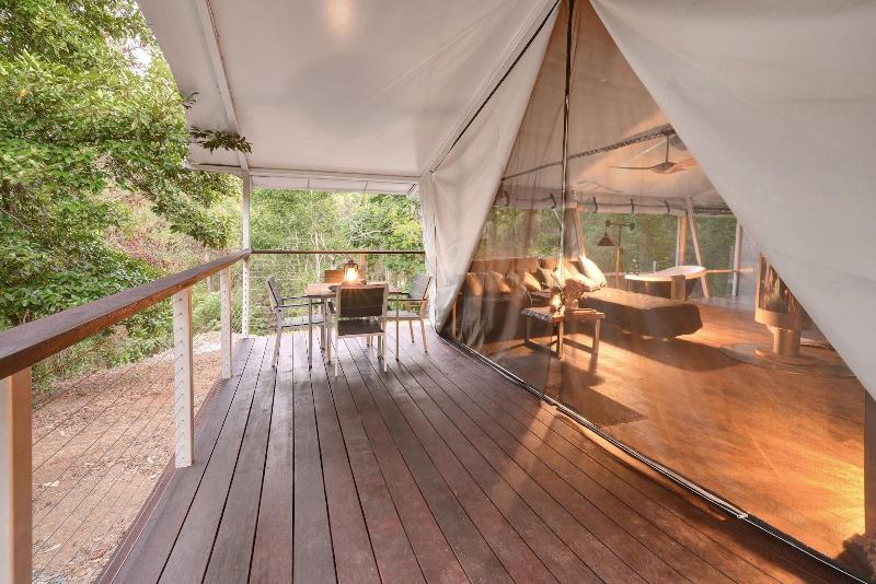 Stary Nights Luxury Camping image