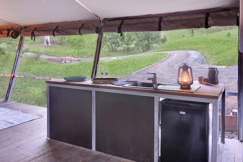Stary Nights Luxury Camping image