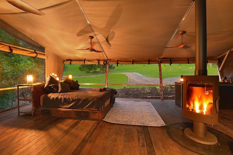 Stary Nights Luxury Camping image