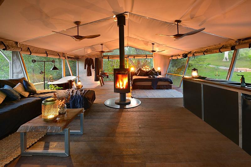 Stary Nights Luxury Camping image