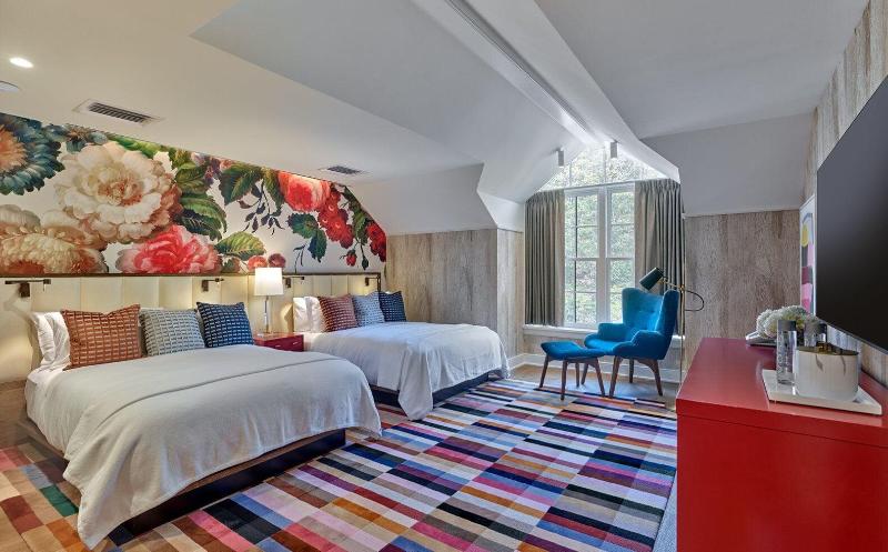 River House At Odette S image