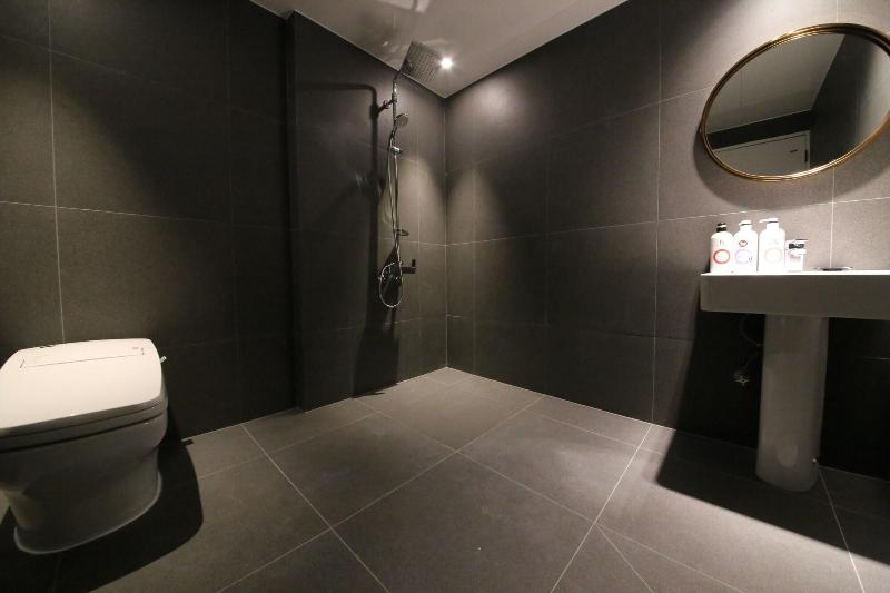 Ninespot Hotel image