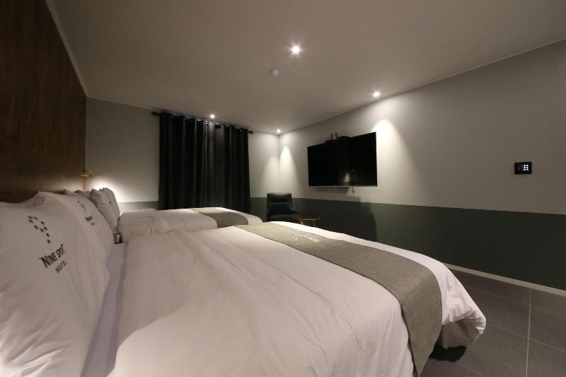 Ninespot Hotel image