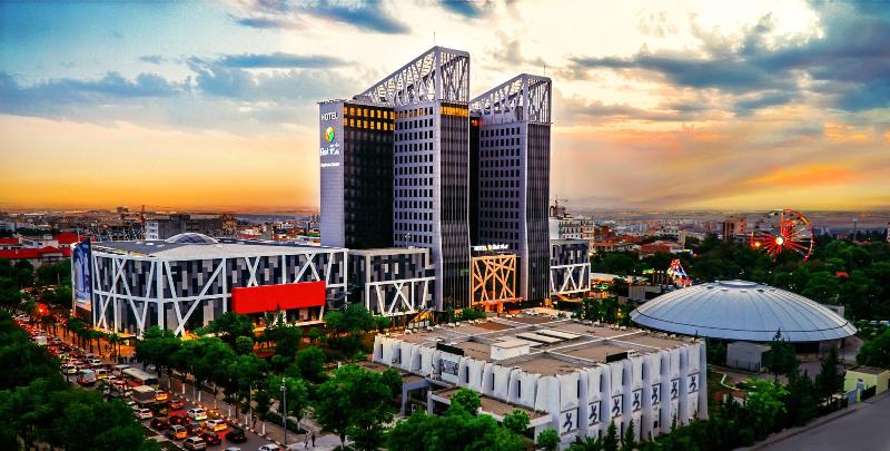 Park Mall Hotel Conference Center image