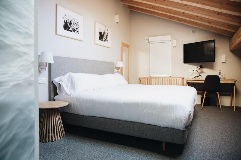 Bidaia Boutique Hotel image