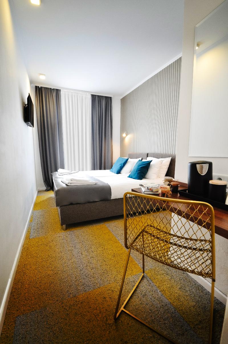 Heritage Hotel Petrakija image