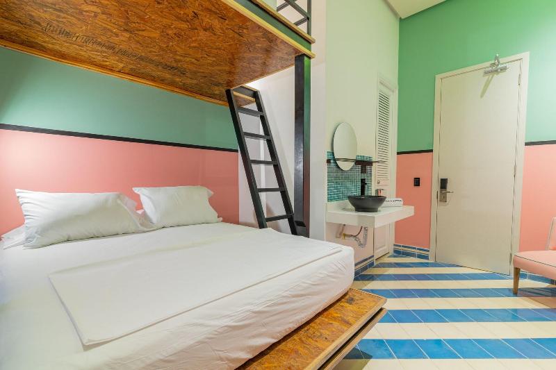 Casa Movida Hostel image