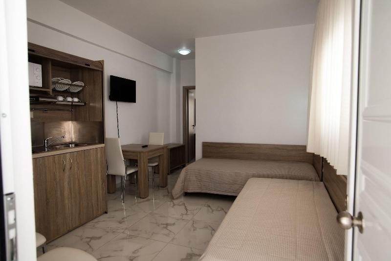 Ocean Analipsis Apartments — photo 4