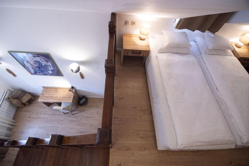 Ja Gverem Fogada image