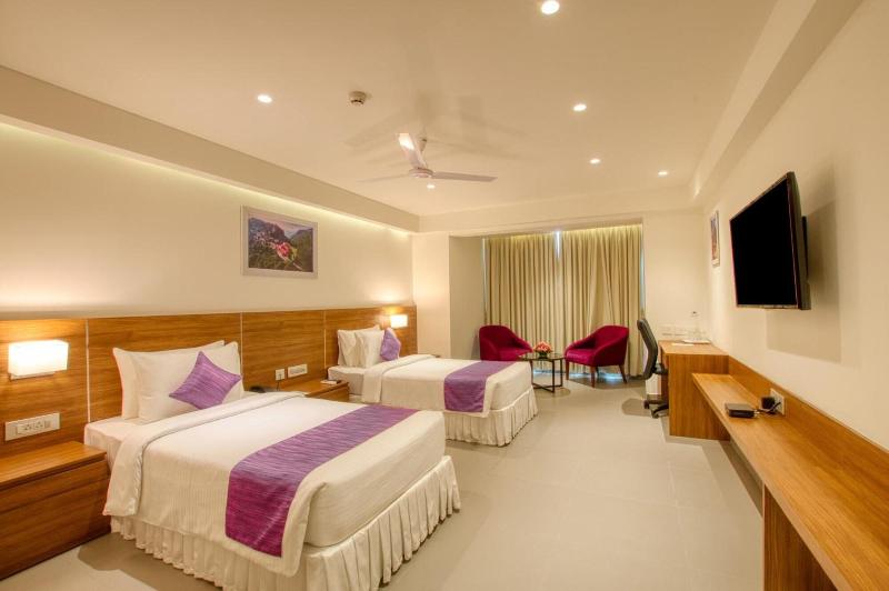 Lilac Hotel 5th Block image
