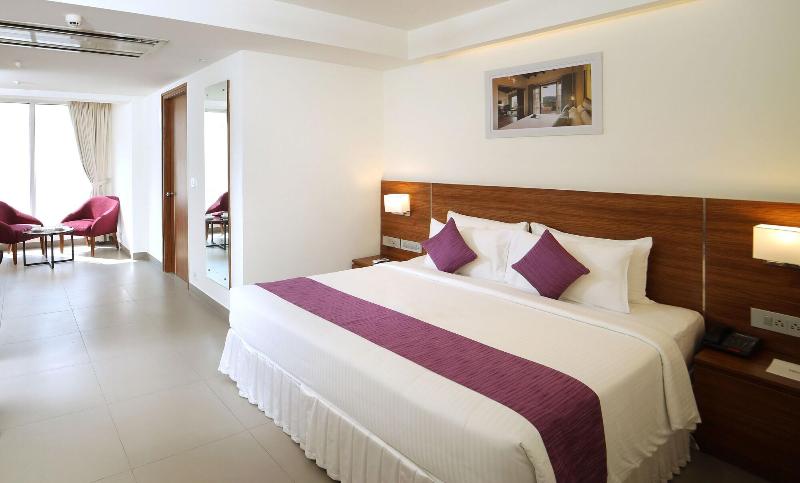 Lilac Hotel 5th Block image