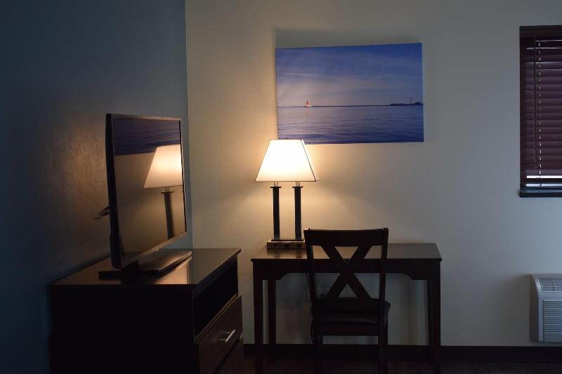 Menominee River Extended Stay Hotel 5