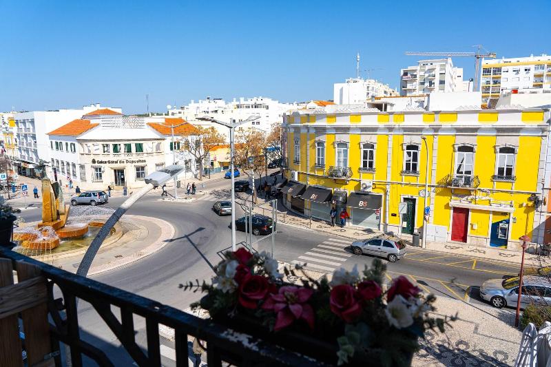 Downtown Loula image