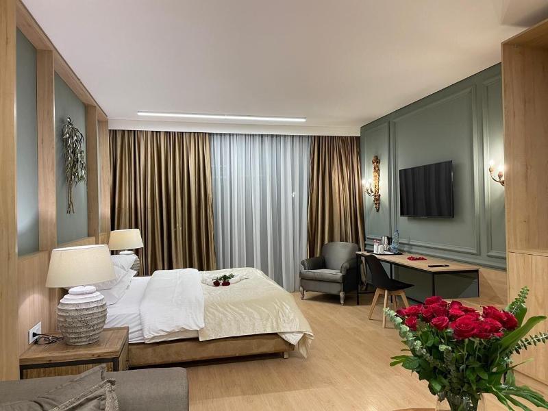 Votre Hotel image