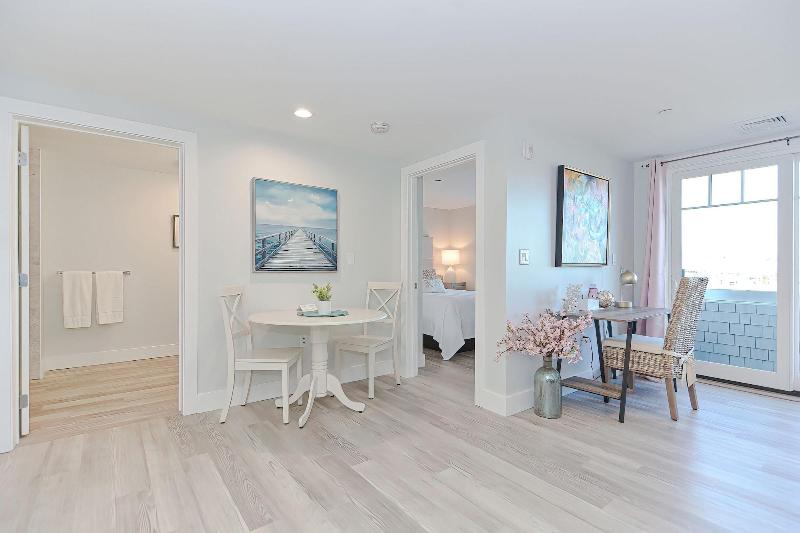 Harbourtown Suites image