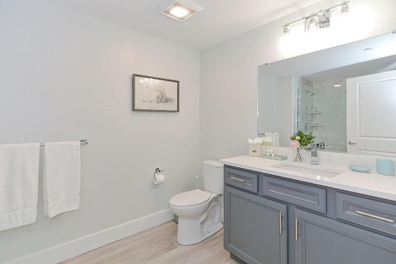 Harbourtown Suites image