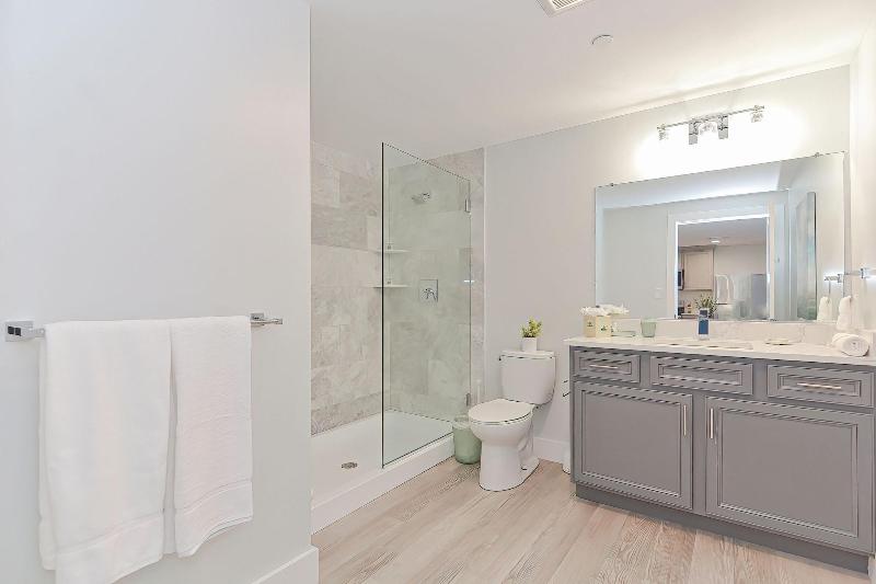 Harbourtown Suites image