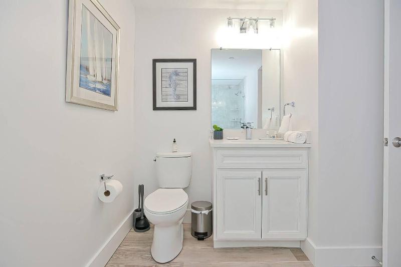 Harbourtown Suites image