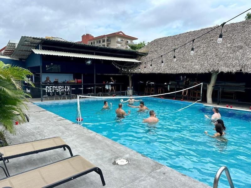 Hotel Blue Marlin Nightclub Sports Bar On Site — photo 3