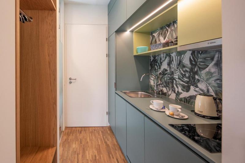Pradl Elf My Apartment image