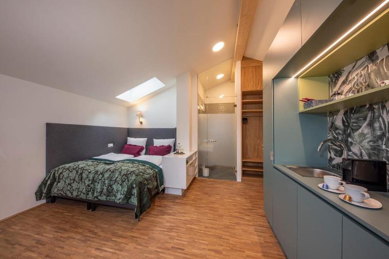 Pradl Elf My Apartment image